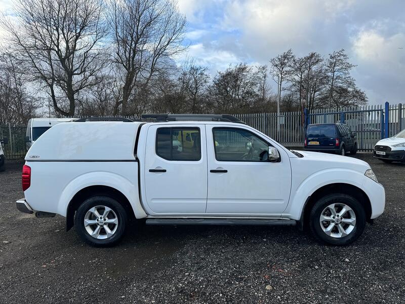 NISSAN NAVARA Tekna Double Cab Pickup. Leather. AC. Cruise. NO VAT. 2014