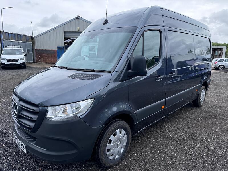 MERCEDES-BENZ SPRINTER 2.1 314 CDI Premium MWB. Metallic Grey. AC. Appleplay. MBSH.  2020