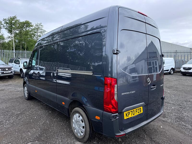 MERCEDES-BENZ SPRINTER 2.1 314 CDI Premium MWB. Metallic Grey. AC. Appleplay. MBSH.  2020