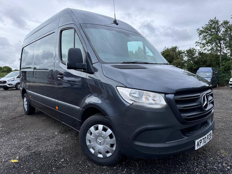 MERCEDES-BENZ SPRINTER 2.1 314 CDI Premium MWB. Metallic Grey. AC. Appleplay. MBSH.  2020