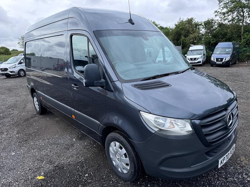 MERCEDES-BENZ SPRINTER 2.1 314 CDI Premium MWB. Metallic Grey. AC. Appleplay. MBSH.  2020