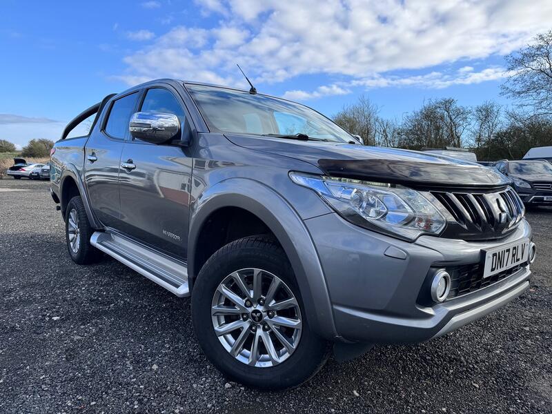 MITSUBISHI L200 2.4 DI-D DC Warrior. Double  cab. Auto. Leather. Cruise. Nav. Reverse Cam. 2017