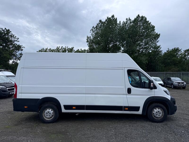 PEUGEOT BOXER 2.2 BlueHDi 435 Professional XLWB EX High. AC. Nav. Cruise. DAB. FSH 2021