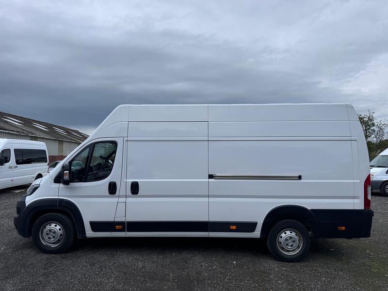 PEUGEOT BOXER 2.2 BlueHDi 435 Professional XLWB EX High. AC. Nav. Cruise. DAB. FSH 2021