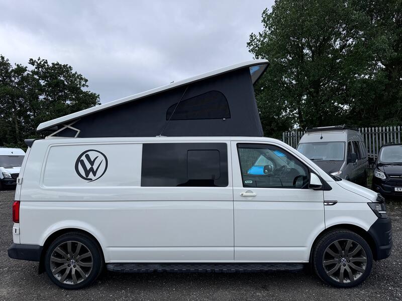 VOLKSWAGEN TRANSPORTER T6 2.0 TDI T30 BlueMotion Campervan. Poptop. Heater. Swivel Seat.  2016