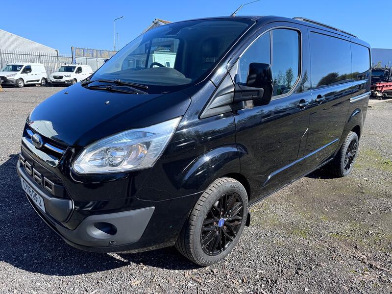 FORD TRANSIT CUSTOM 2.2 TDCi 290 Limited. 18