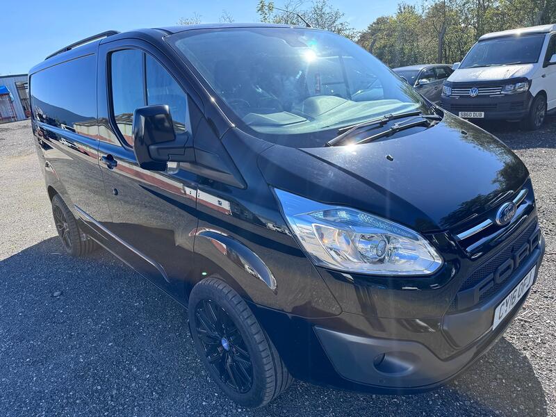 FORD TRANSIT CUSTOM 2.2 TDCi 290 Limited. 18