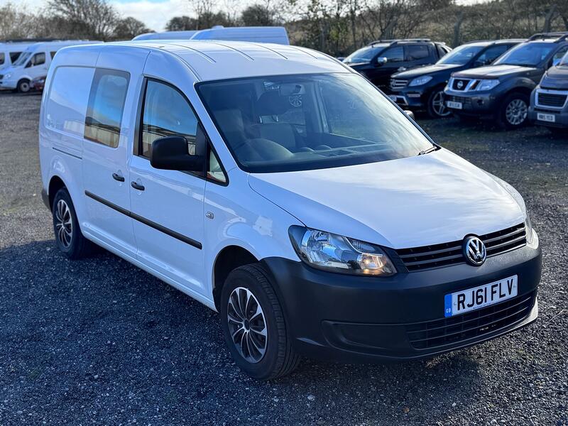 VOLKSWAGEN CADDY MAXI 2.0 TDi C20 Maxi Kombi Crew Van. 5 Seats. AC. Tailgate. 2011