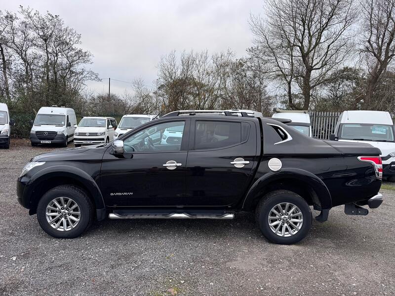 MITSUBISHI L200 2.4  Barbarian Double Cab Pickup. Leather. Nav. FSH. 2016