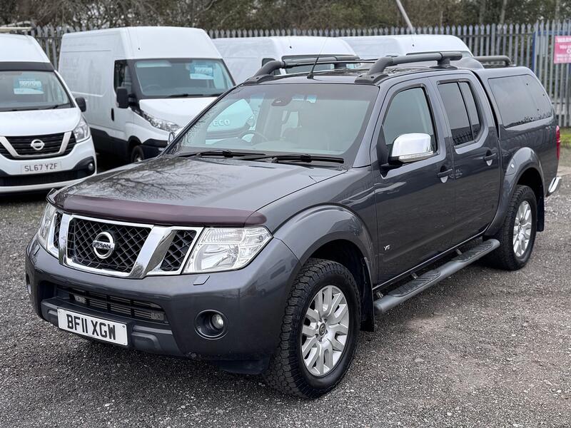 NISSAN NAVARA 3.0 dCi V6 Outlaw Auto. Leather. NAV. Bose. Rear Cam. Heated Seats. 2011