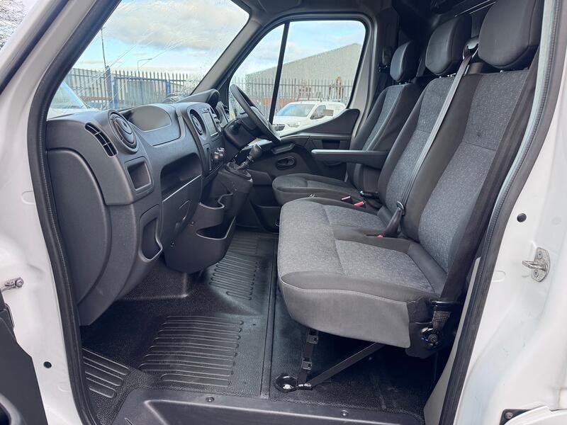 VAUXHALL MOVANO 2.3 CDTi 3500 BiTurbo L4H3 XLWB + Extra High. NAV. AC. NO VAT. 2019