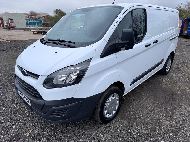 FORD TRANSIT CUSTOM 2.2 TDCi 270 ECOnetic 6 Seat Crew Van. 2015