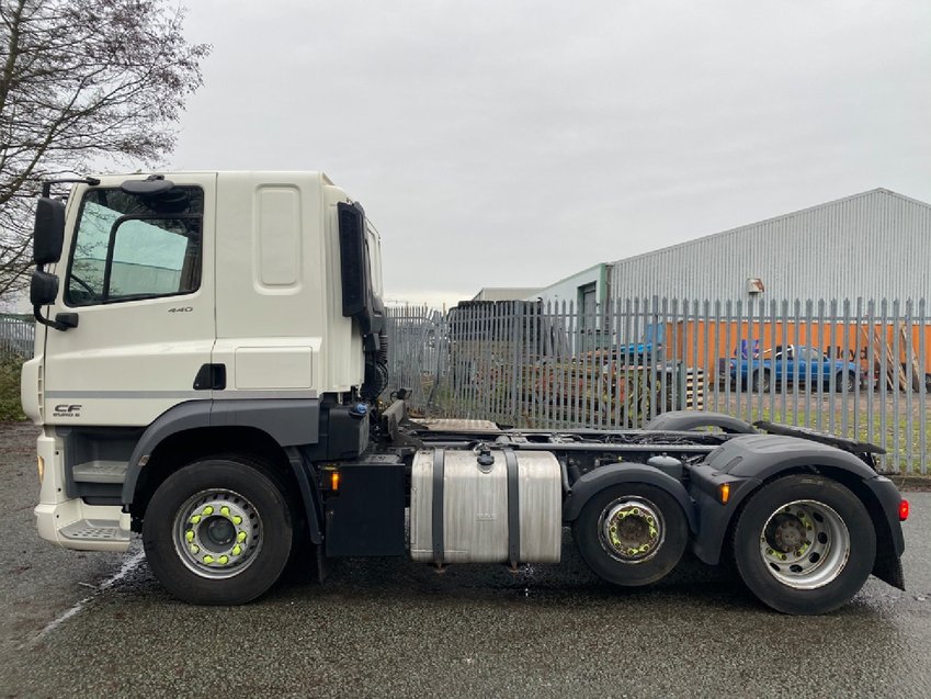 DAF CF 85 440 6x2 EURO 6  TRANSPORTER SPEC TRUCK 2015