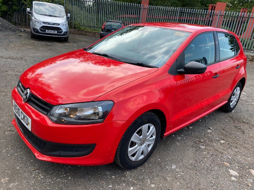 VOLKSWAGEN POLO 60 S 5 Door.  2010