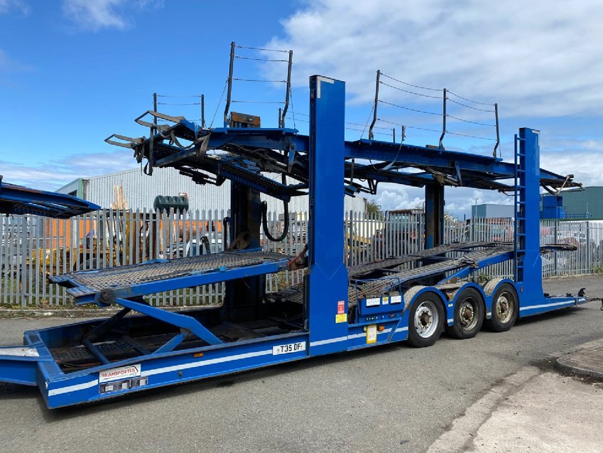 IVECO STRALIS 440S46  + Transporter Engineering EVO Car Transporter. 2016