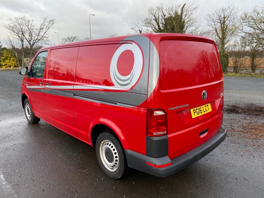 VOLKSWAGEN TRANSPORTER T28 TDI STARTLINE BLUEMOTION LWB + TAILGATE. 27855  MILES 2016