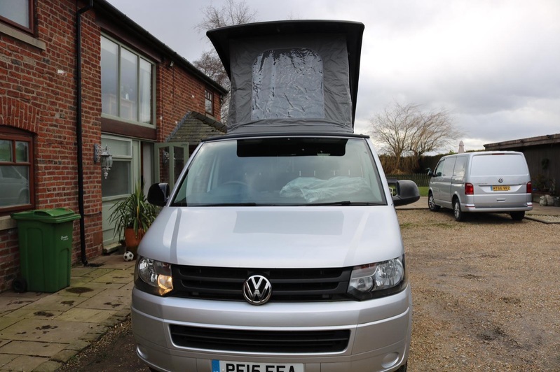 VOLKSWAGEN T5 CAMPER POP UP ROOF. 50K FSH. 2015