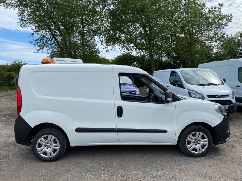 FIAT DOBLO 16V MULTIJET 2015