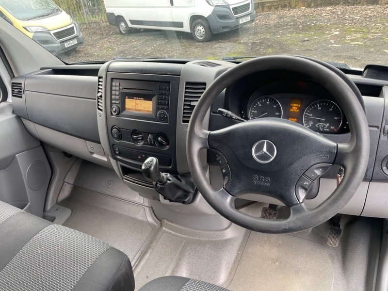 MERCEDES-BENZ SPRINTER 313 CDI MWB 1 Owner. NO VAT. 2013