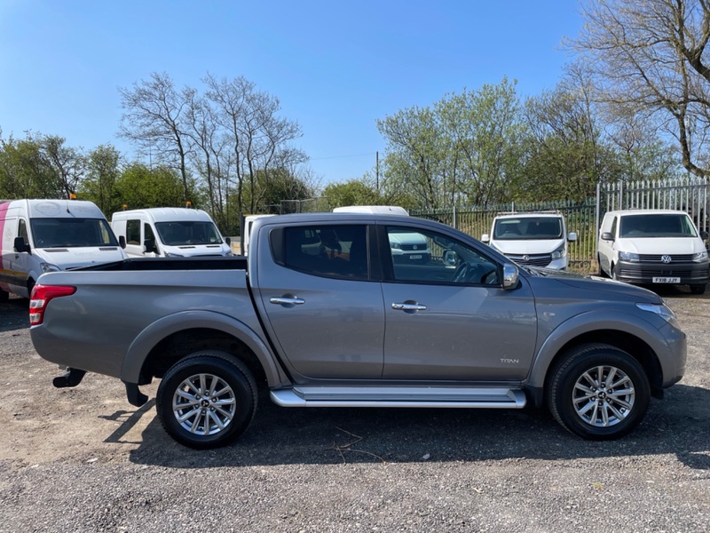 MITSUBISHI L200 DI-D 4WD TITAN Double Cab Pickup. 62k FSh. 2017