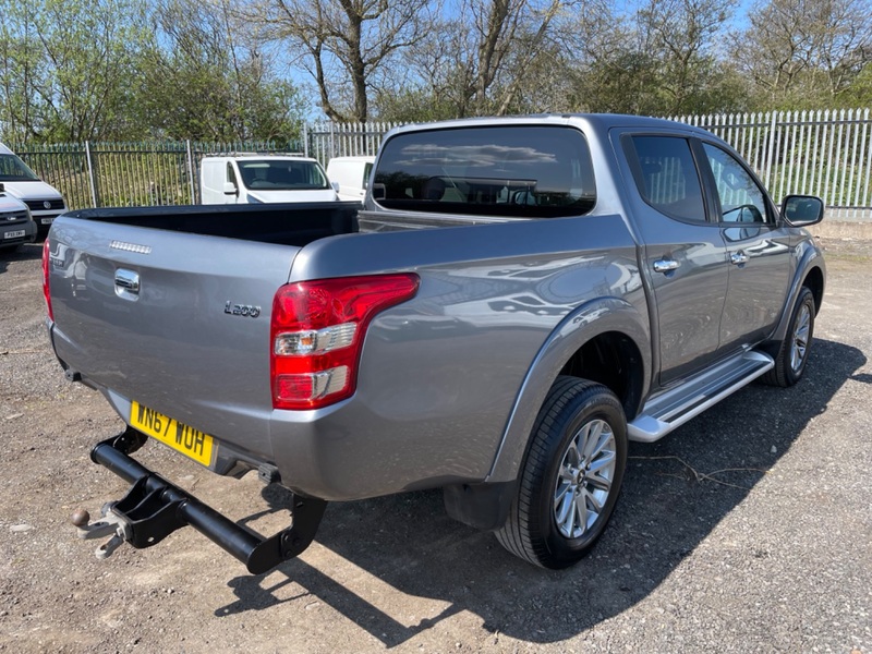 MITSUBISHI L200 DI-D 4WD TITAN Double Cab Pickup. 62k FSh. 2017