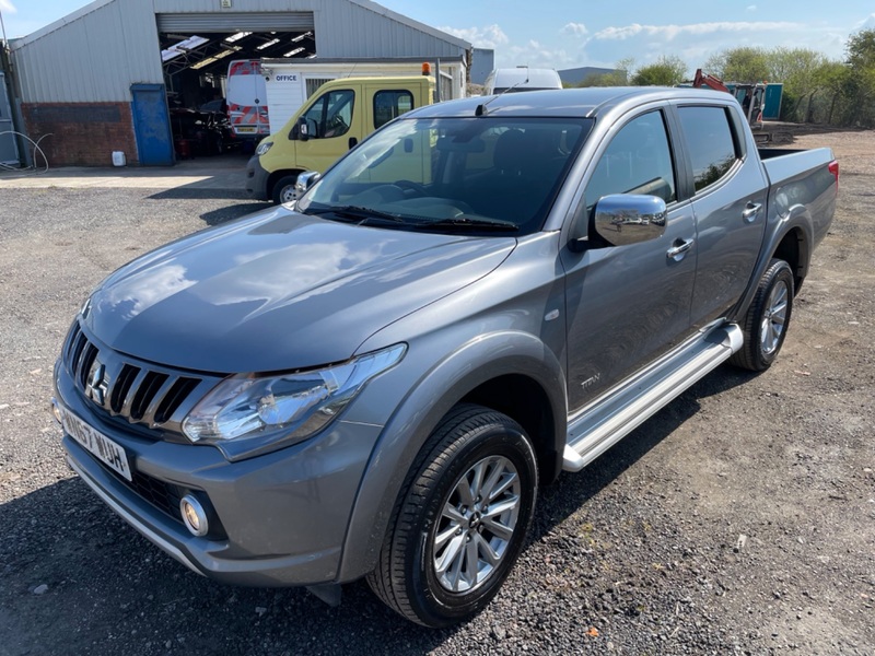 MITSUBISHI L200 DI-D 4WD TITAN Double Cab Pickup. 62k FSh. 2017