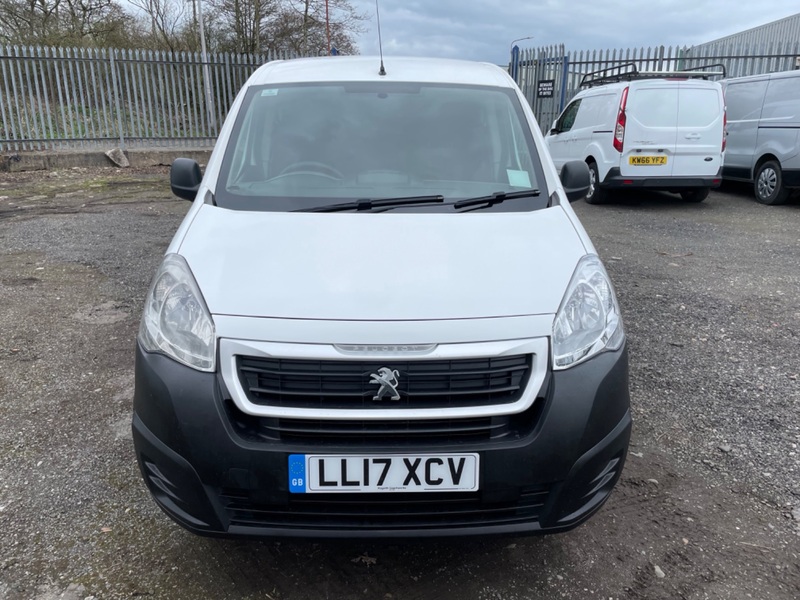 PEUGEOT PARTNER BLUE HDI S L1 850 FSH. Diesel Van. 100BHP 2017