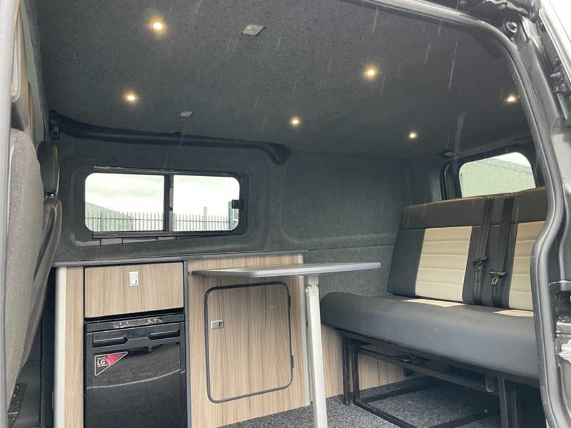 FORD TRANSIT CUSTOM 290 SPORT 155BHP. Leather. NAV. DAB. CAM. New build. 2015