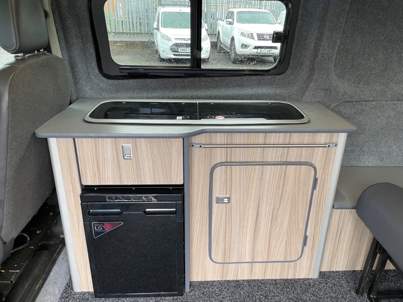 FORD TRANSIT CUSTOM 290 SPORT 155BHP. Leather. NAV. DAB. CAM. New build. 2015